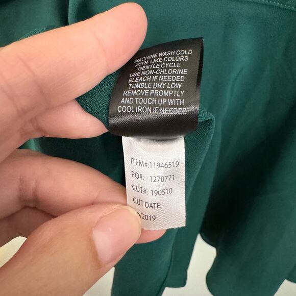 Torrid Tank Top 3X Peplum Crepe Zip-Front V-Neck Stretch Sleeveless Blouse Green - Picture 9 of 10